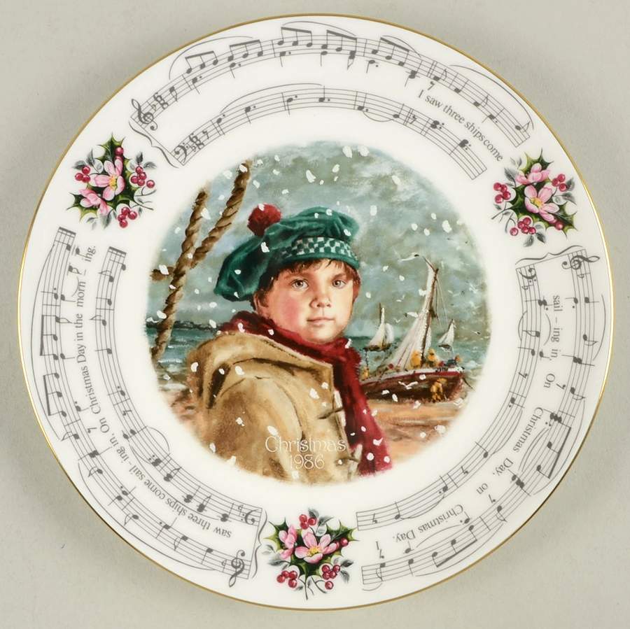 Christmas Carols I Saw Three Ships - Boxed by Royal Doulton-1