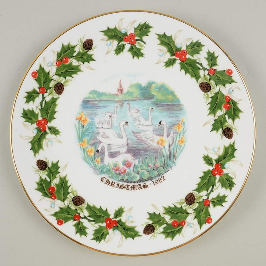 Twelve Days of Christmas Seven Swans A Swimming - Boxed by Royal Grafton-1