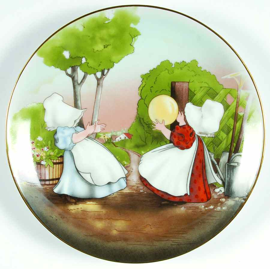 Playtime-Sunbonnet Babies Playing Catch - No Box by Royal Bayreuth-1