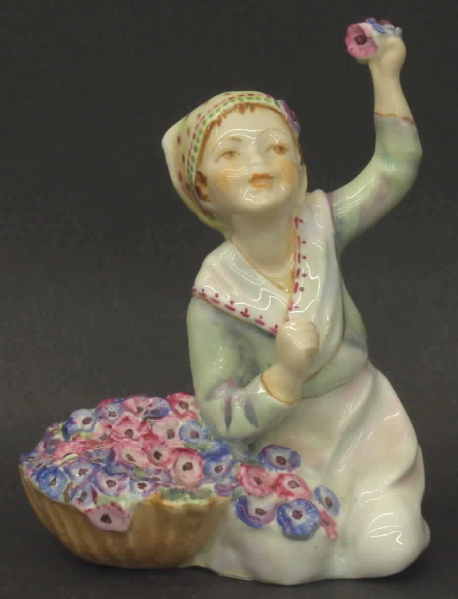 Children of the Nations Italy-White Apron - No Box by Royal Worcester-1