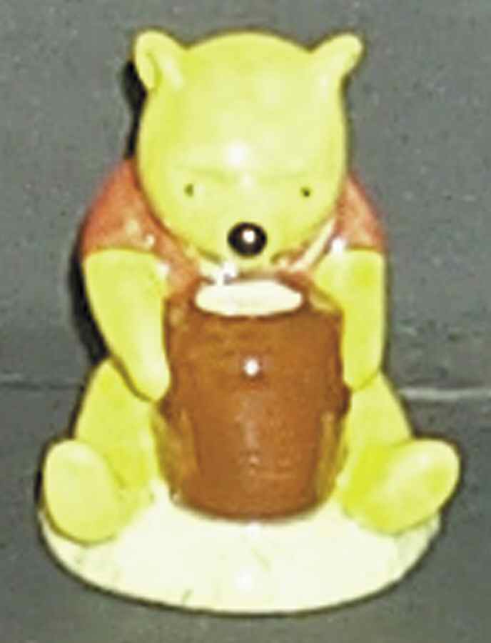 Winnie The Pooh-Series #2 Winnie The Pooh & The Honey Pot - No Box by Royal Doulton-1