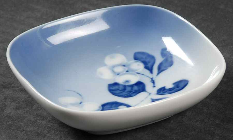 Royal Copenhagen Giftware White Floral - No Box by Royal Copenhagen-1