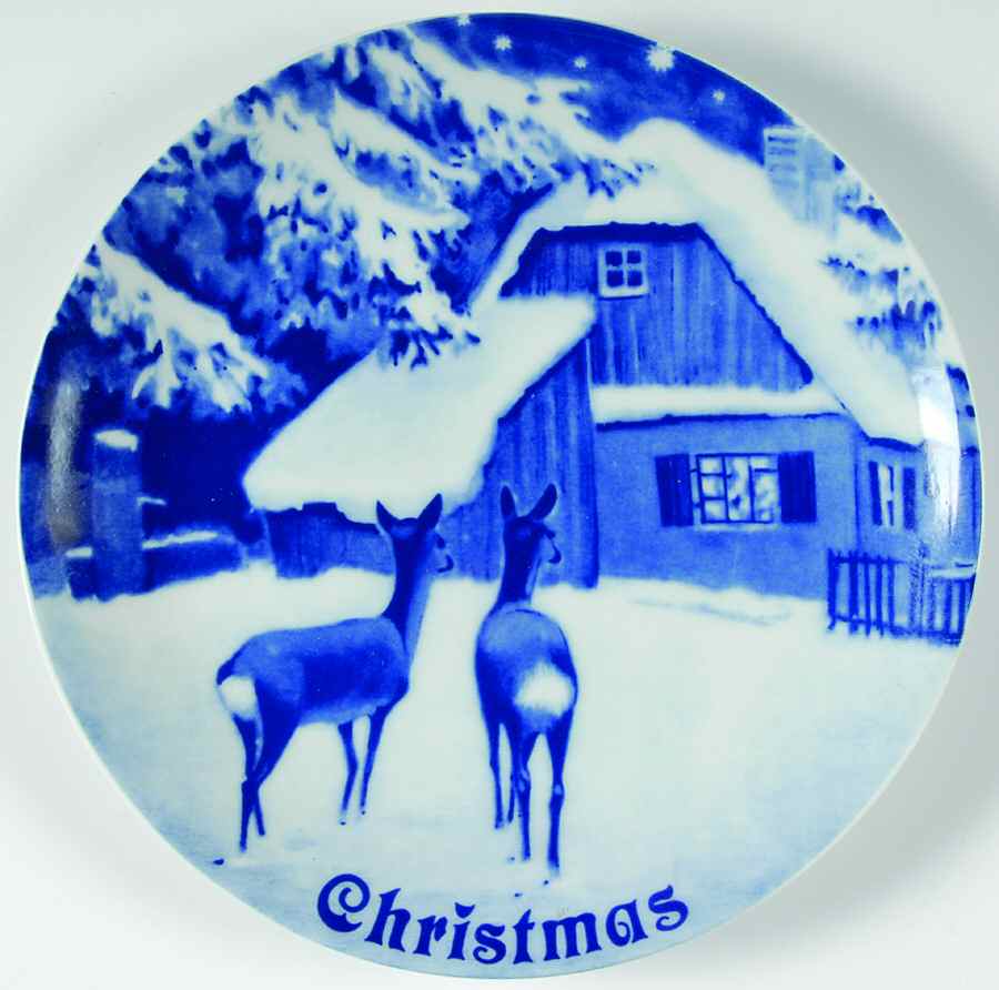 Royal Heidelburg Christmas Plate Deer Looking In Window - With Box by Royal Heidelberg-1