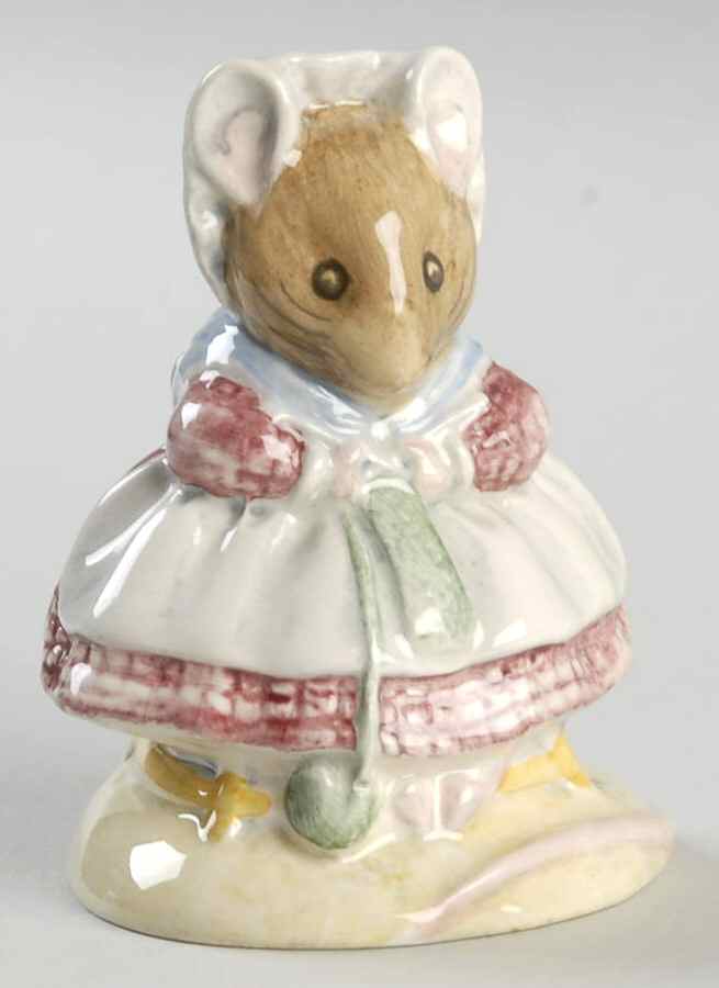 Beatrix Potter Backstamp 3 The Old Woman...Knitting - No Box by Royal Doulton-1