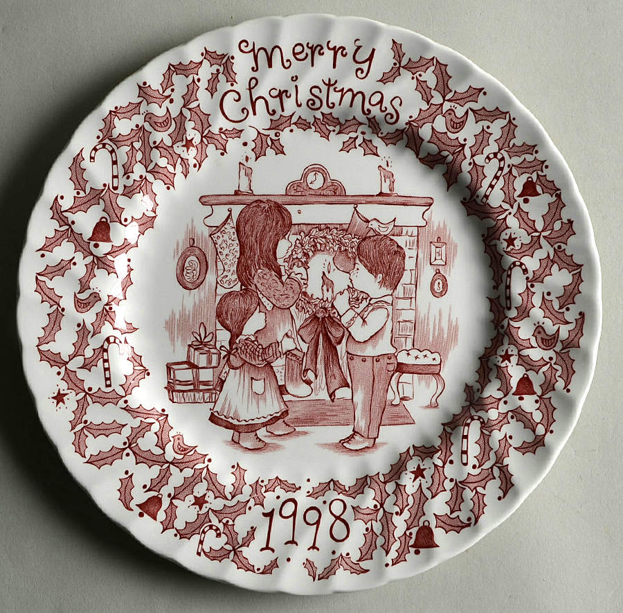 Royal Crownford Christmas Plates 1998-Red - No Box by Royal Crownford-1