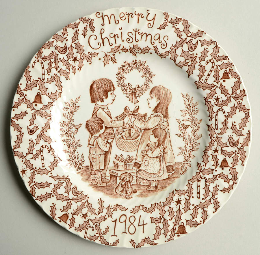 Royal Crownford Christmas Plates 1984-Brown - No Box by Royal Crownford-1