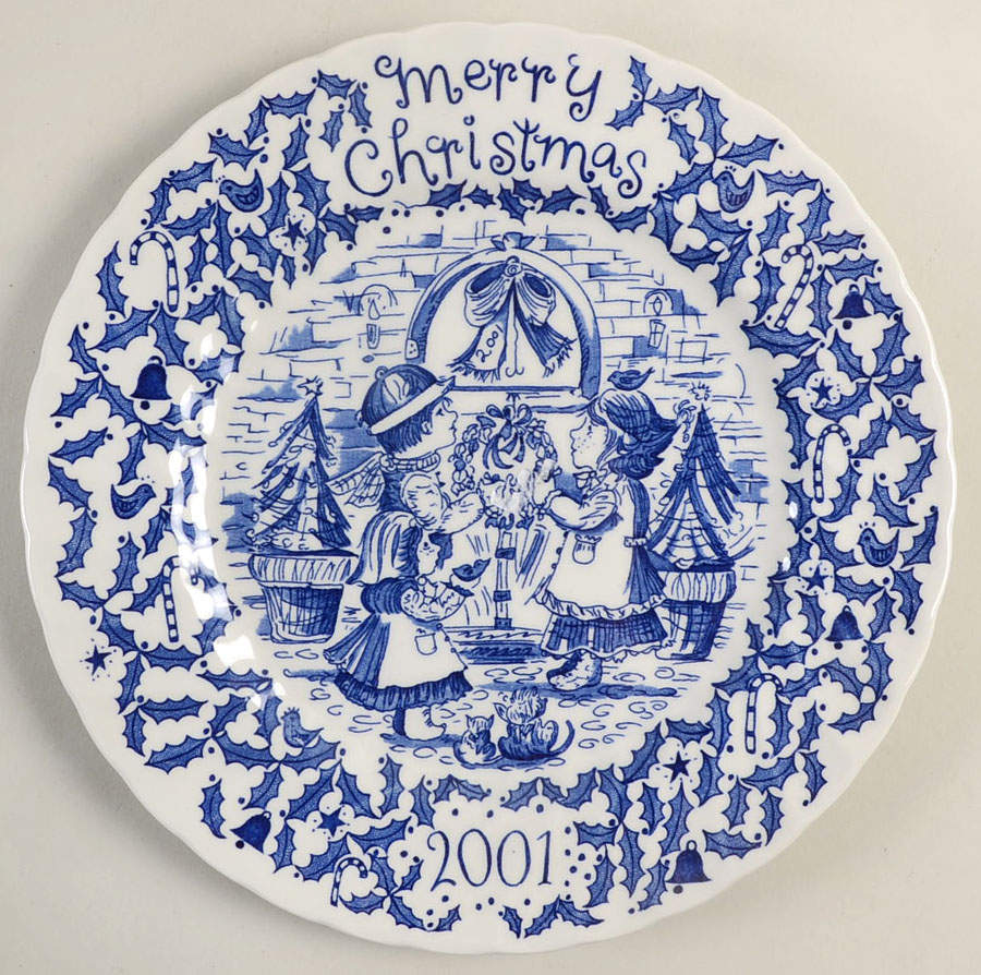 Royal Crownford Christmas Plates 2001-Blue - No Box by Royal Crownford-1