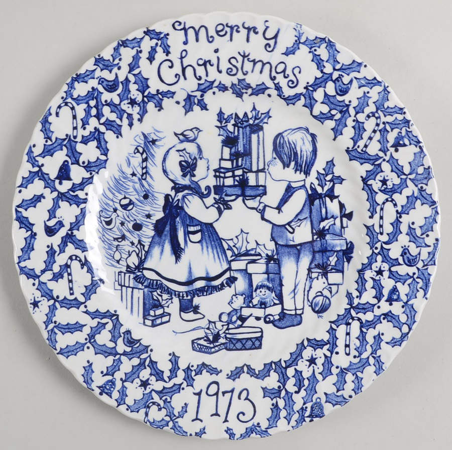 Royal Crownford Christmas Plates 1973-Blue - No Box by Royal Crownford-1