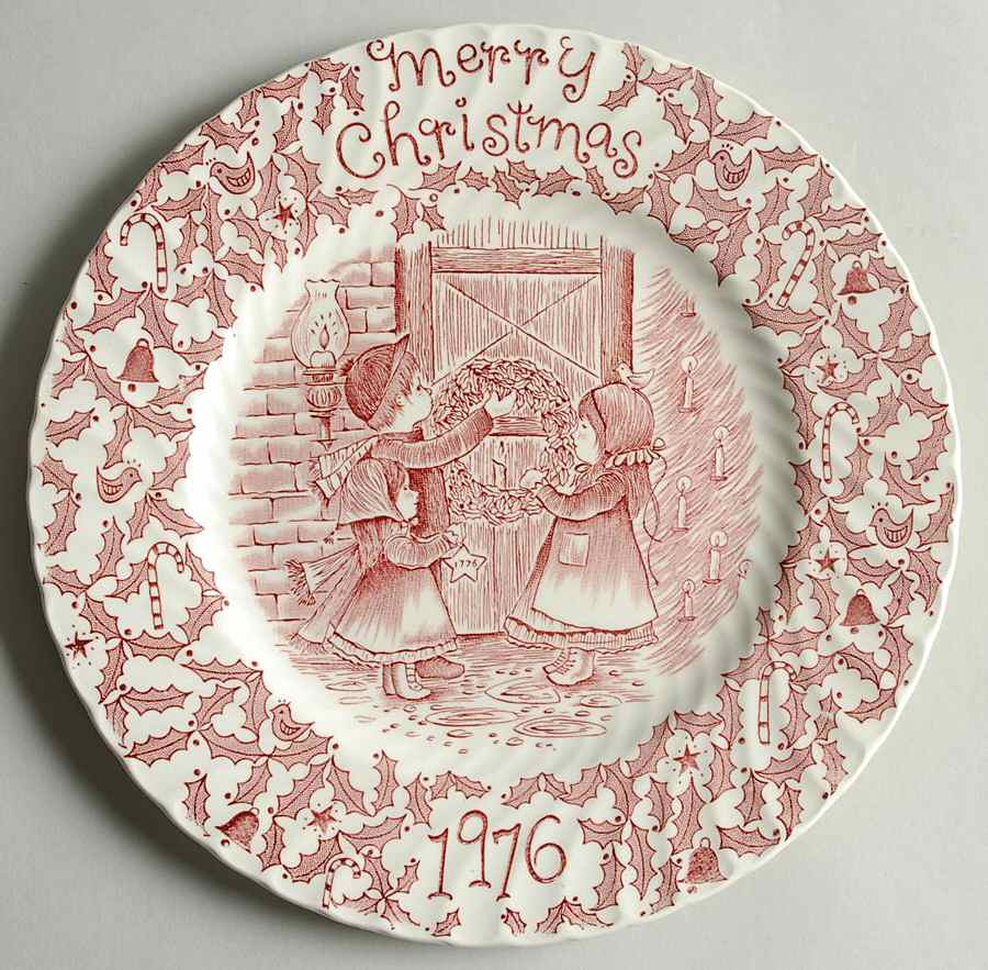 Royal Crownford Christmas Plates 1976-Red - No Box by Royal Crownford-1