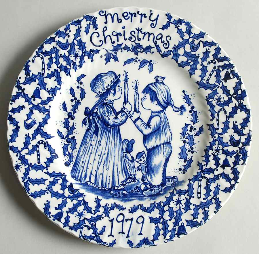 Royal Crownford Christmas Plates 1979-Blue - No Box by Royal Crownford-1