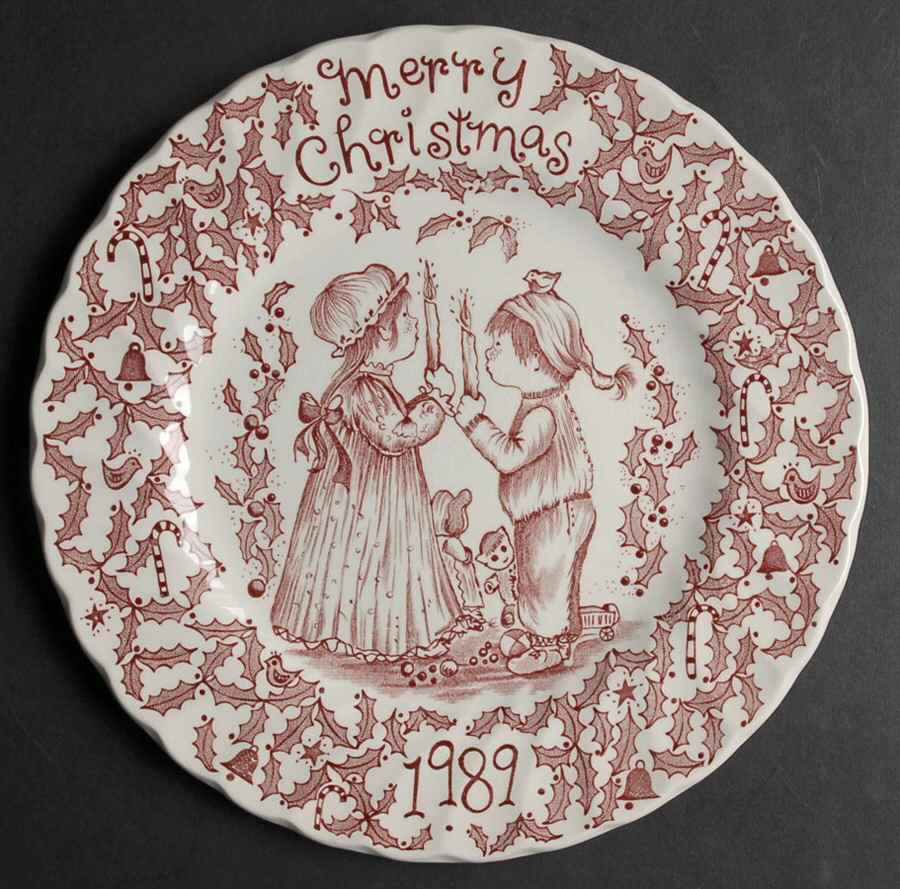Royal Crownford Christmas Plates 1989-Red - No Box by Royal Crownford-1