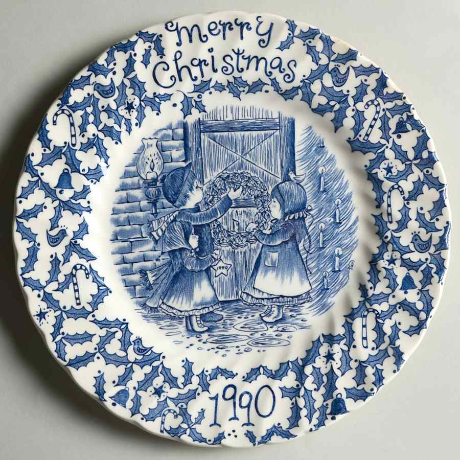 Royal Crownford Christmas Plates 1990-Blue - No Box by Royal Crownford-1