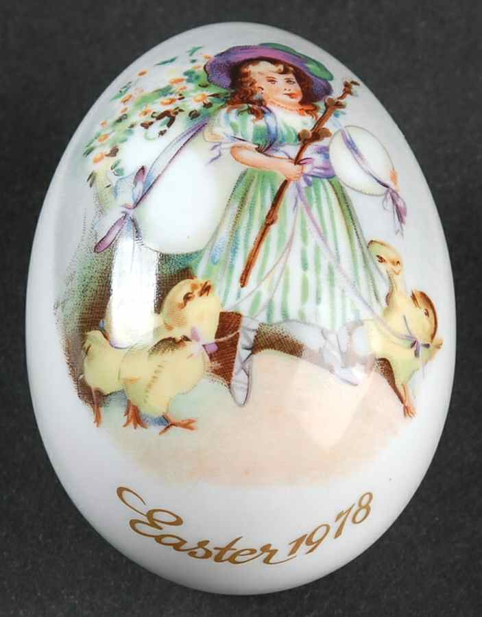 Easter Egg-Annual Girl With Chicks - No Box by Royal Bayreuth-1