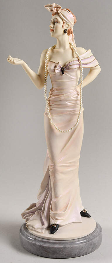 Classique Collection-Figurines Julia - Boxed by Royal Doulton-1