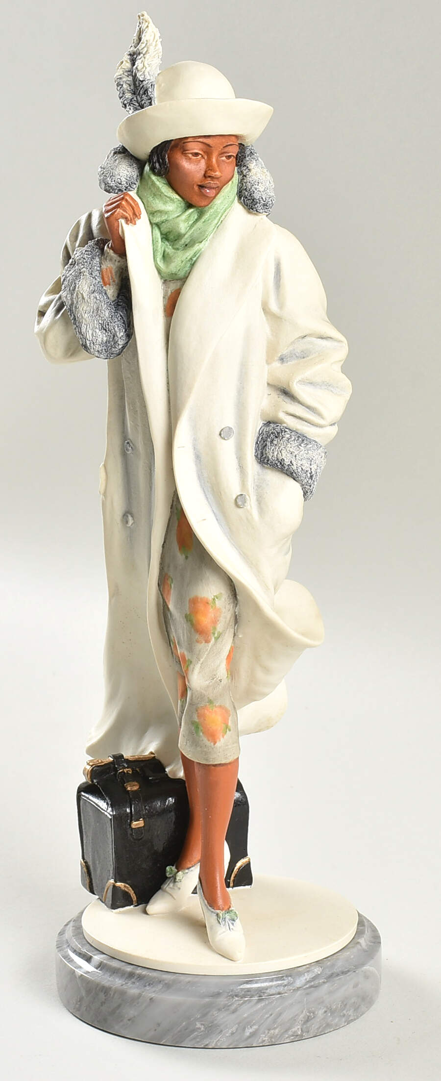 Classique Collection-Figurines Bernadette - No Box by Royal Doulton-1