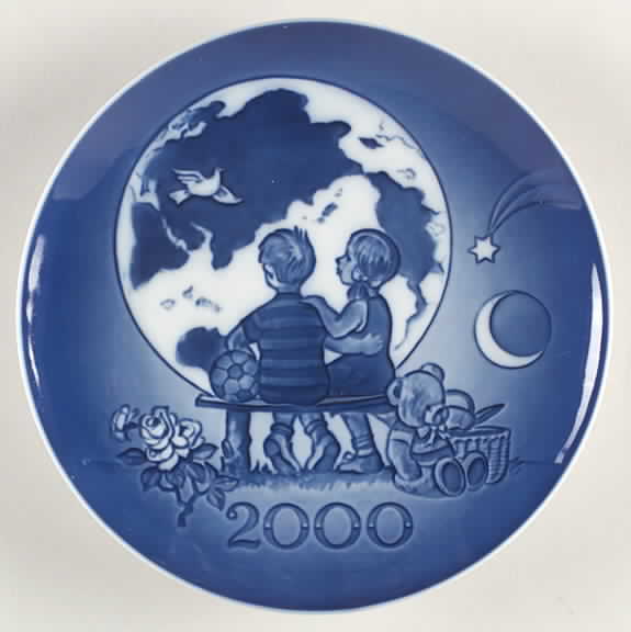 Millennium Plate Collection 2000-Earth - With Box by Royal Copenhagen-1