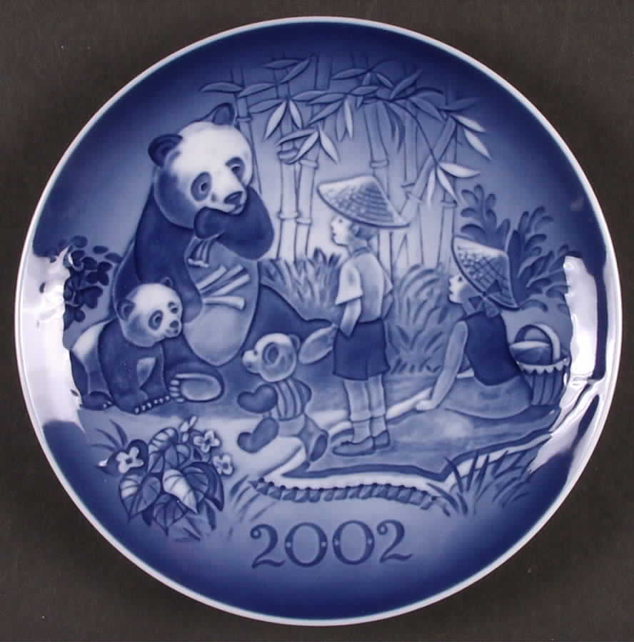 Millennium Plate Collection 2002-Panda - No Box by Royal Copenhagen-1