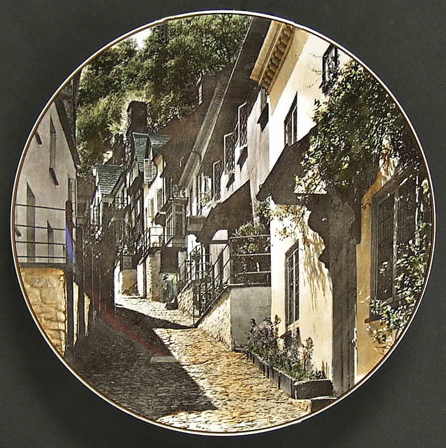 Historical Britain Clovelly, North Devon - Boxed by Royal Doulton-1