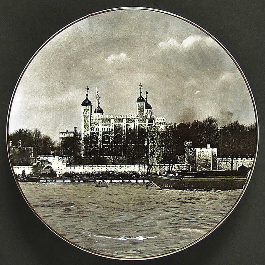 Historical Britain The Tower Of London - No Box by Royal Doulton-1