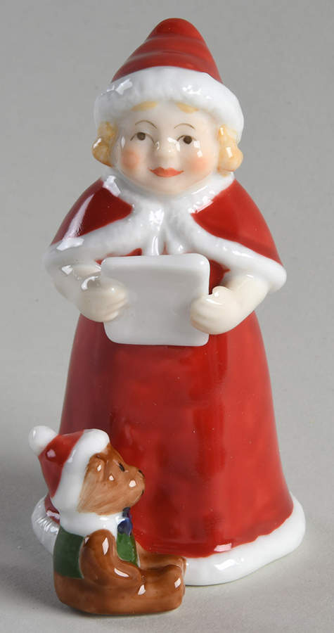 Annual Santa Figurine 2022-Santas Wife Caroling - No Box by Royal Copenhagen-1