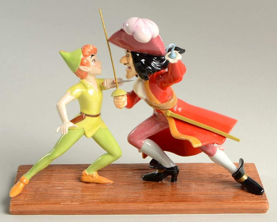 Peter Pan-Disney Showcase The Duel - No Box by Royal Doulton-1