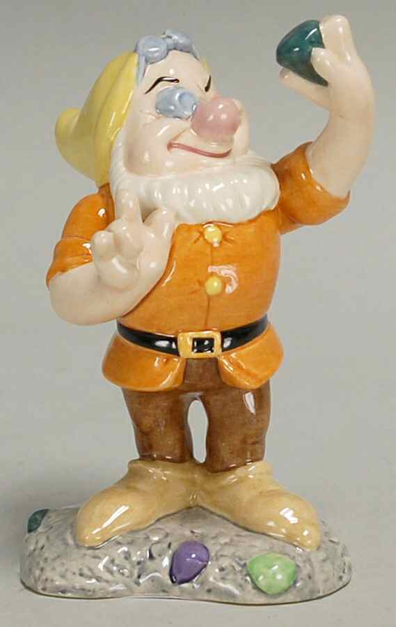 Snow White & the Seven Dwarfs Dear Old Doc - Boxed by Royal Doulton-1