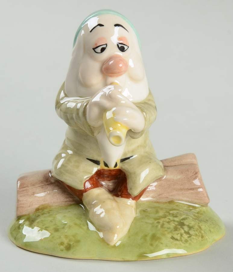 Snow White & the Seven Dwarfs Sleepy - No Box by Royal Doulton-1