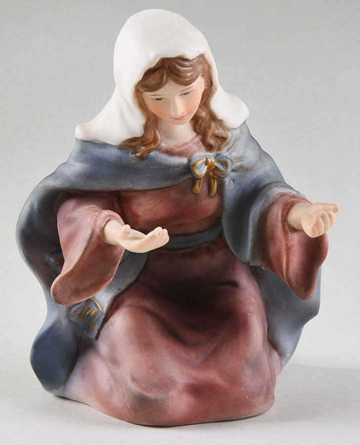 Holiday Traditions Classic Nativity Mary - No Box by Royal Doulton-1