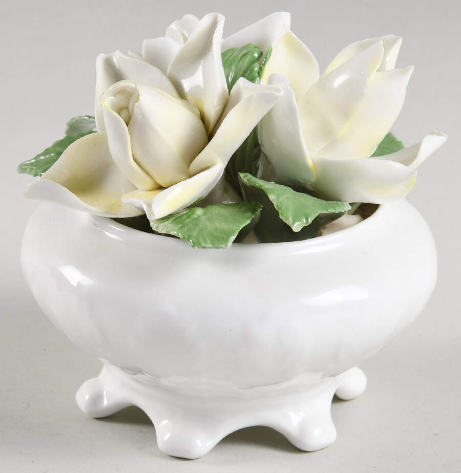 Radnor Figurine White Roses - No Box by Radnor England-1