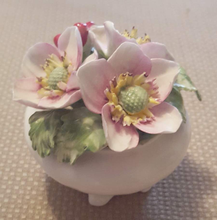 Radnor Figurine Flowers - No Box by Radnor England-1