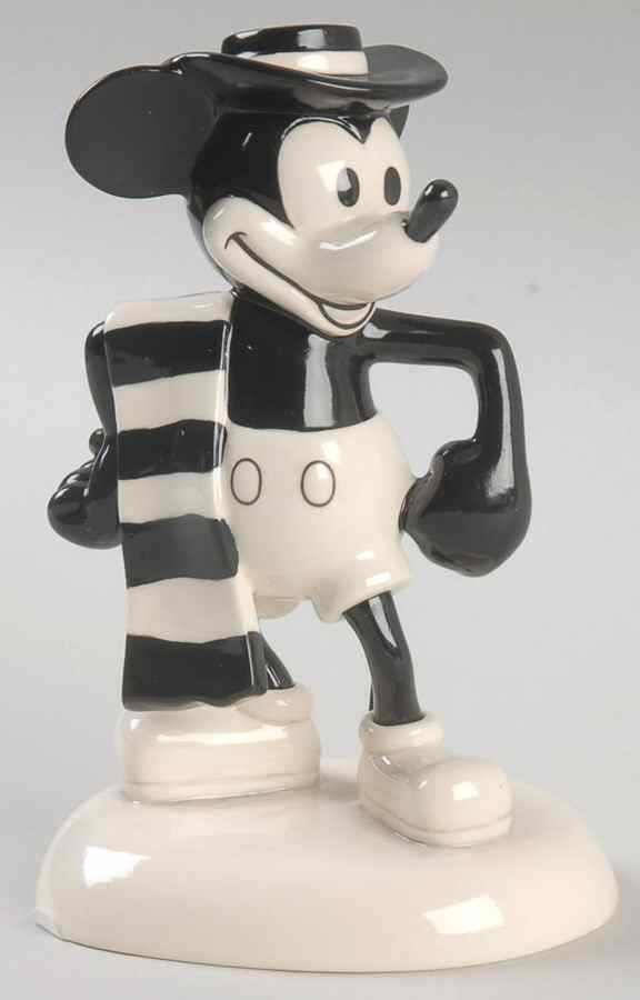 Walt Disney Showcase Gaucho Mickey - No Box by Royal Doulton-1