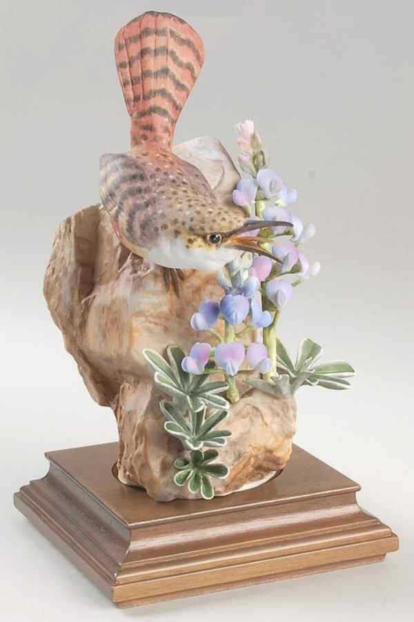 Doughty American Birds Cock-Canyon Wren & Wild Lupin - Boxed by Royal Worcester-1