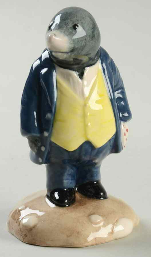 Wind in the Willows Mole-Style Two - Boxed by Royal Doulton-1