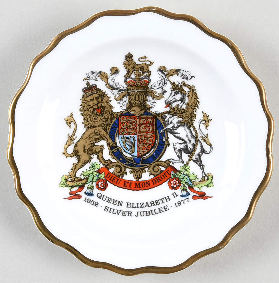Royalty Commemorative Events Elizabeth Ii Silver Jubilee-Tray - No Box by Royal Stafford-1
