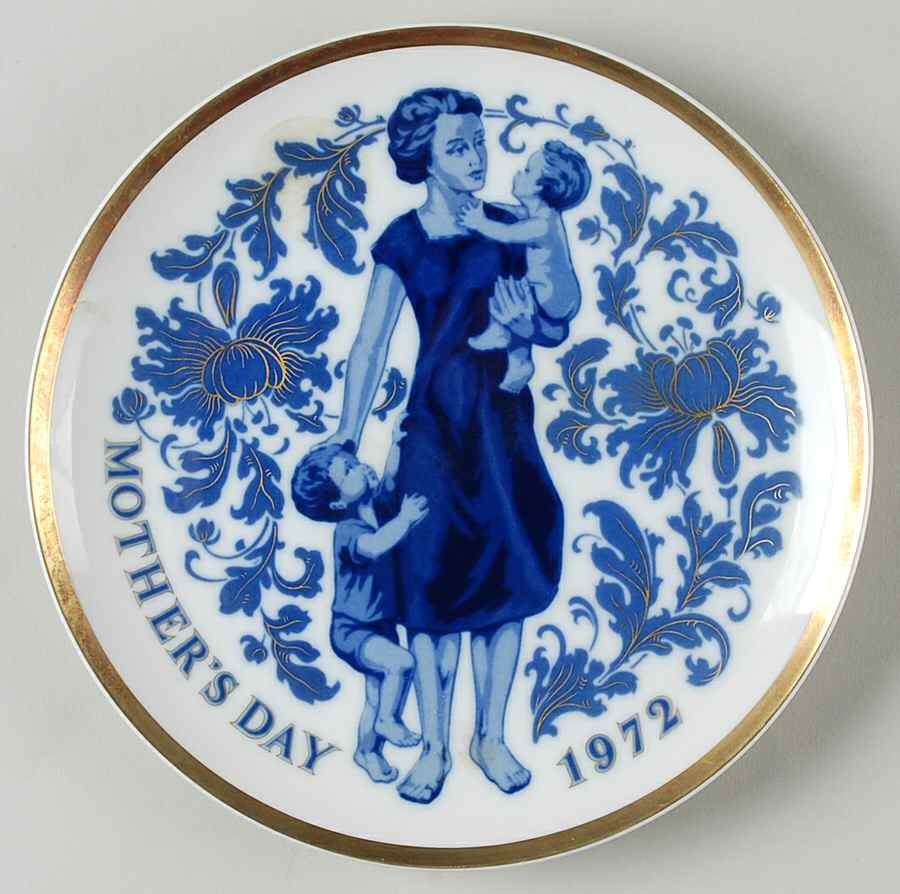 Mother's Day Plate Mother And Children - Boxed by Santa Clara-1