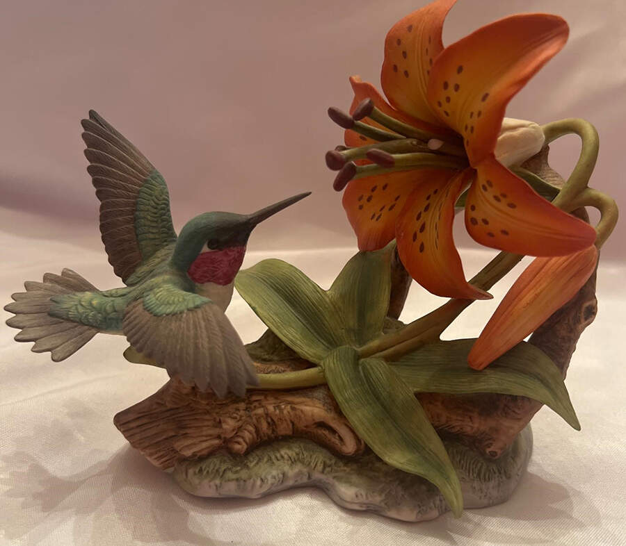 Sadek Bird Figurines Hummingbird With Tigerlily - No Box by Sadek-1