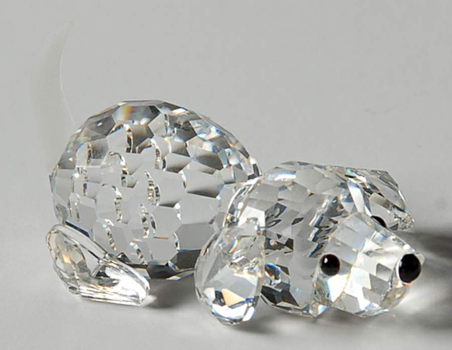 The Peaceful Countryside Beagle Playing-Frosted Tail - No Box by Swarovski-1