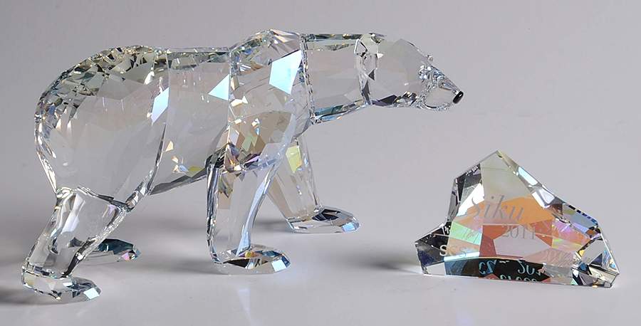 Collectors Society Figurines 2011-Polar Bear Siku-Arctic - No Box by Swarovski-1