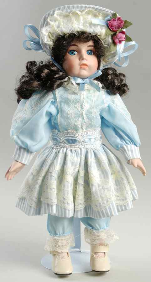 Connoisseur Doll Collection Lilianne - Boxed by Seymour Mann-1