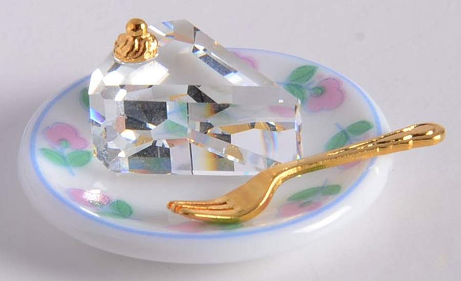 In Familiar Surroundings Piece Of Cake-Set Of 3 - No Box by Swarovski-1
