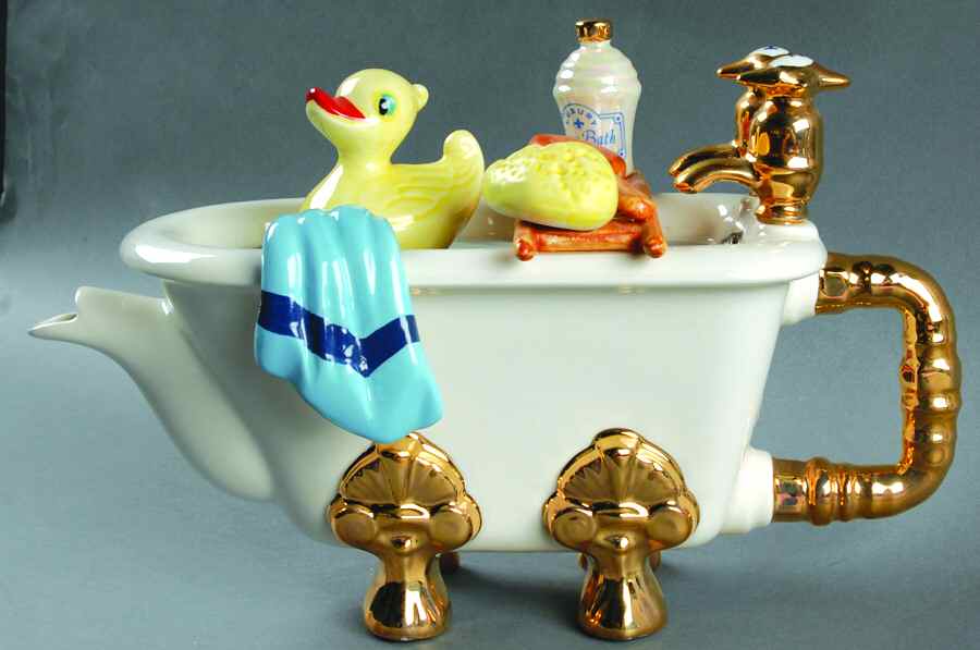 Swineside Tea Pot Bathroom Tub - No Box by Swineside Teapottery-1