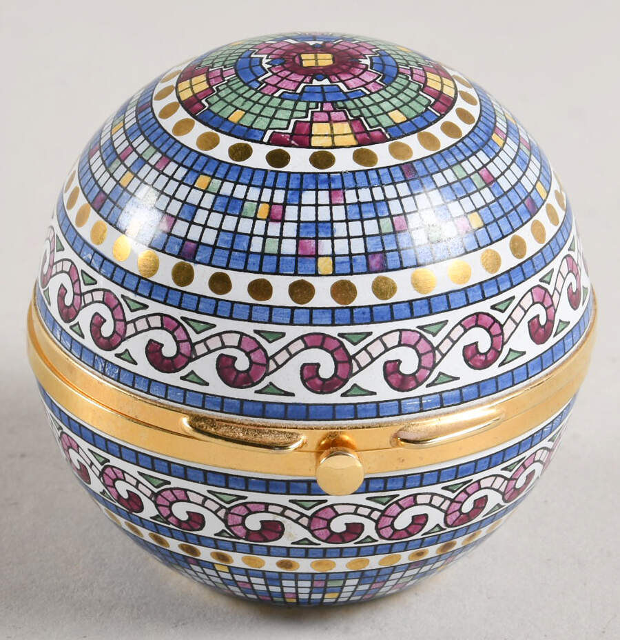 Connoisseurs Geometric Sphere - Boxed by Staffordshire Enamels-1
