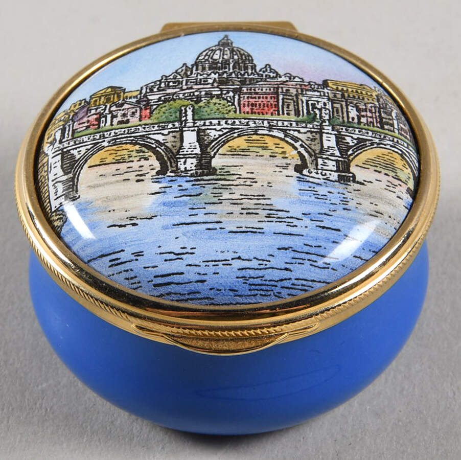 Connoisseurs Waterloo Bridge,St.Paul's - Boxed by Staffordshire Enamels-1