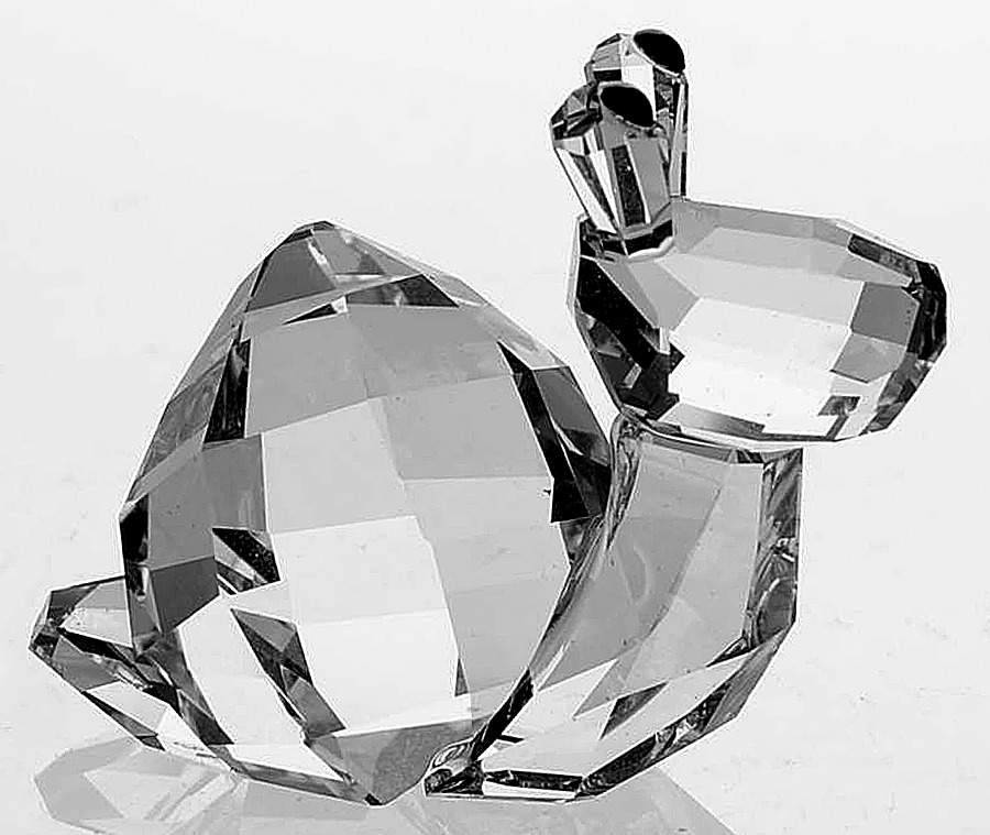 Lovlots Shina Snail - No Box by Swarovski-1