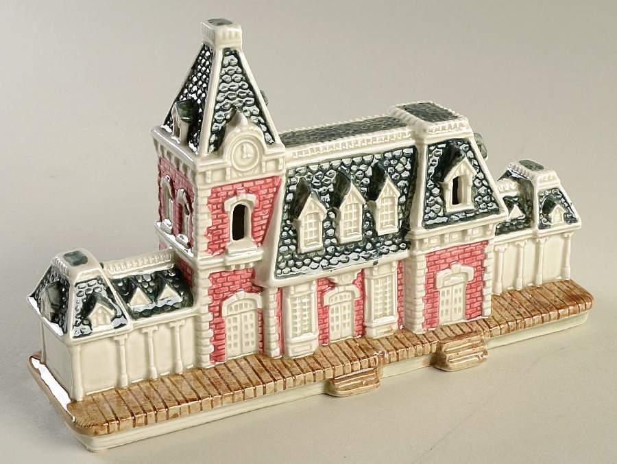 Magic Kingdom Collection Train Station - No Box by Sears-1
