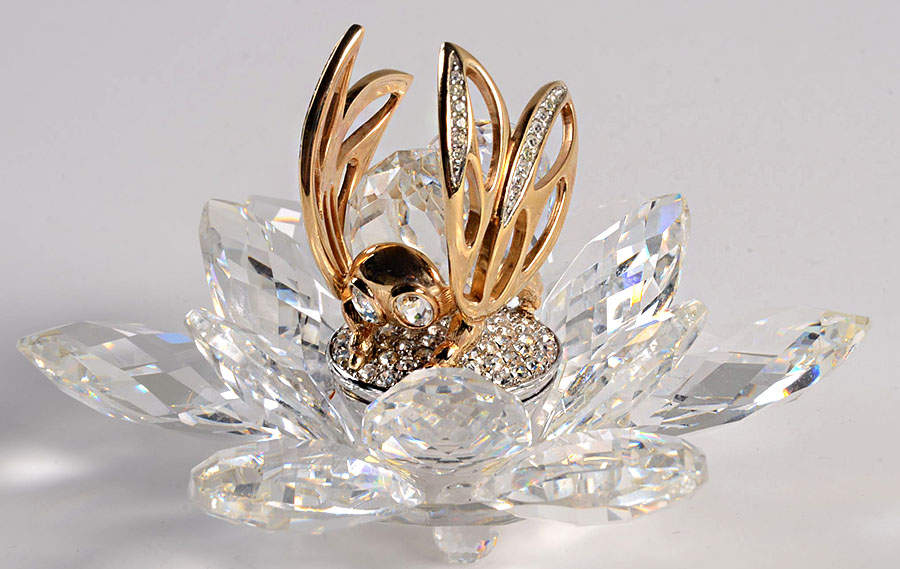 Crystal in Flight Bee-Gold - No Box by Swarovski-1