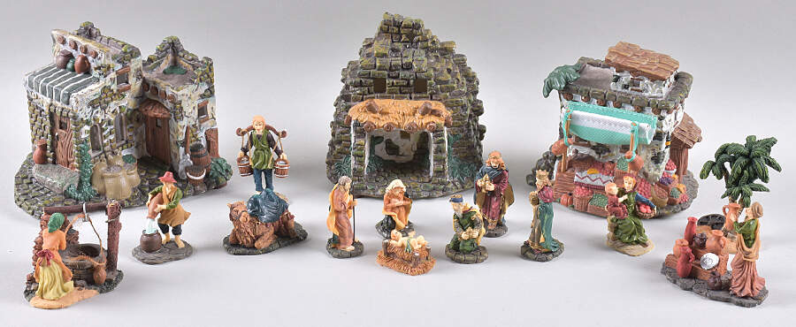 Nativity Collection 17 Pieces Set - With Box by St Nicholas Square-1