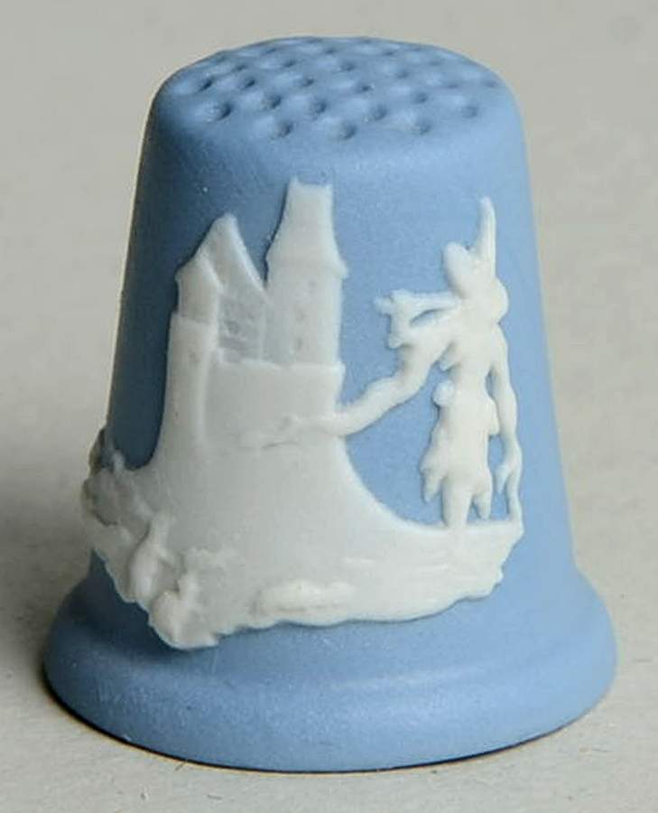 Wedgwood Fairy Tales Pied Piper Of Hamlin - No Box by Thimble Coll Club-1