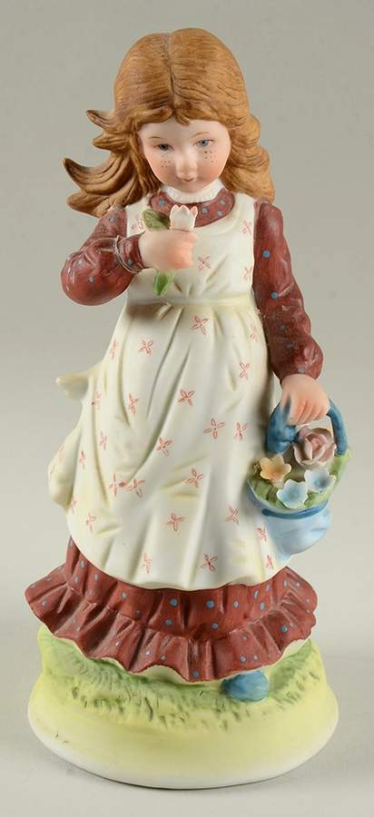 Holly Hobbie-Figurine Blue Girl With Flowers - No Box by World Wide Art-1