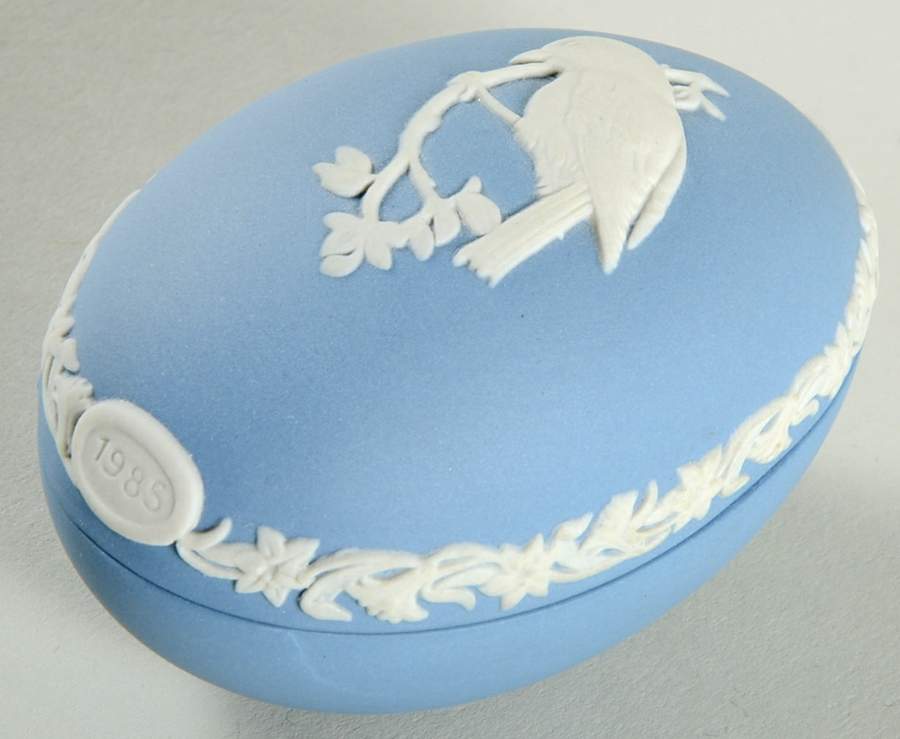 Easter Egg-Jasperware Coal Tit - No Box by Wedgwood-1